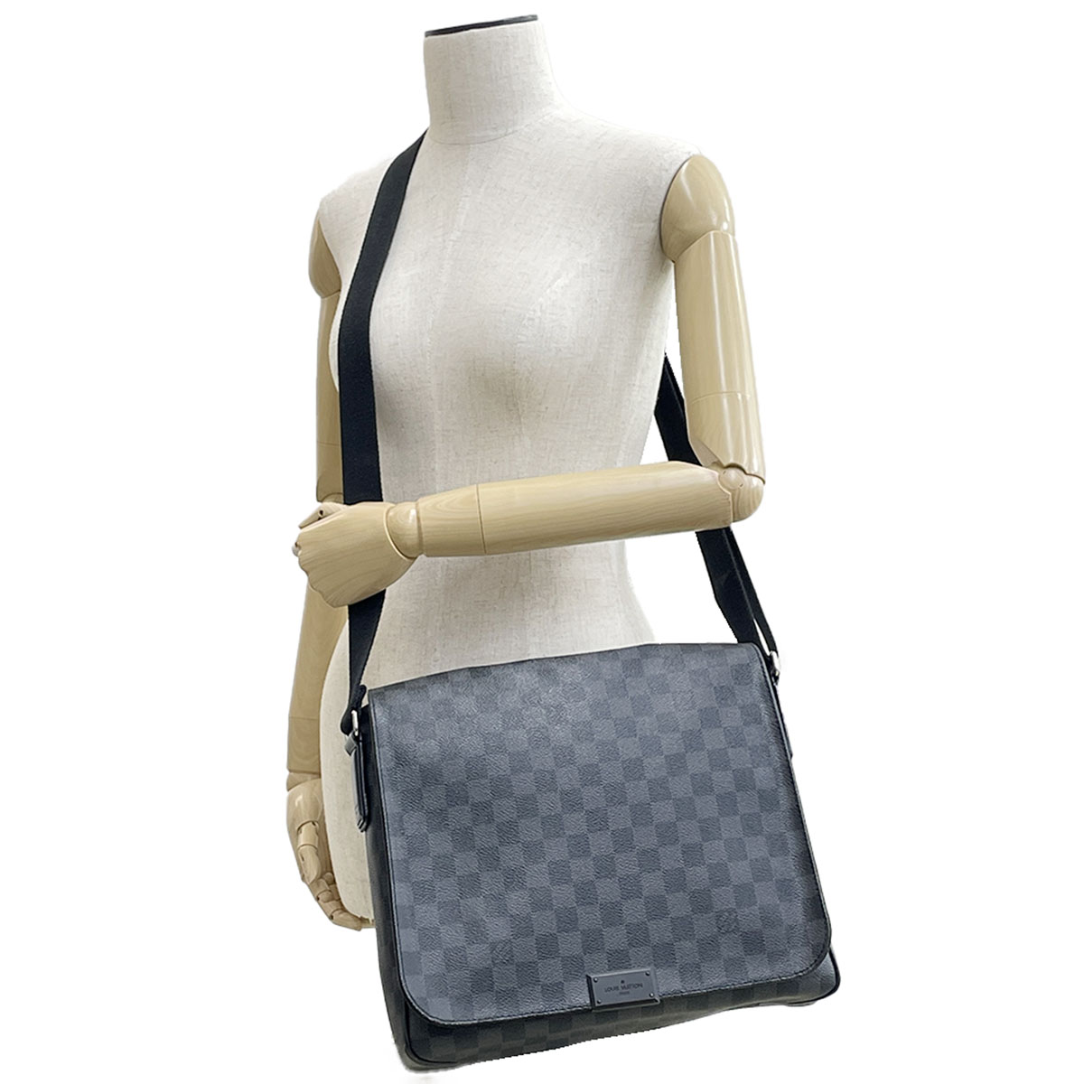 Louis Vuitton Damier Graphite Canvas District MM Bag - clothing