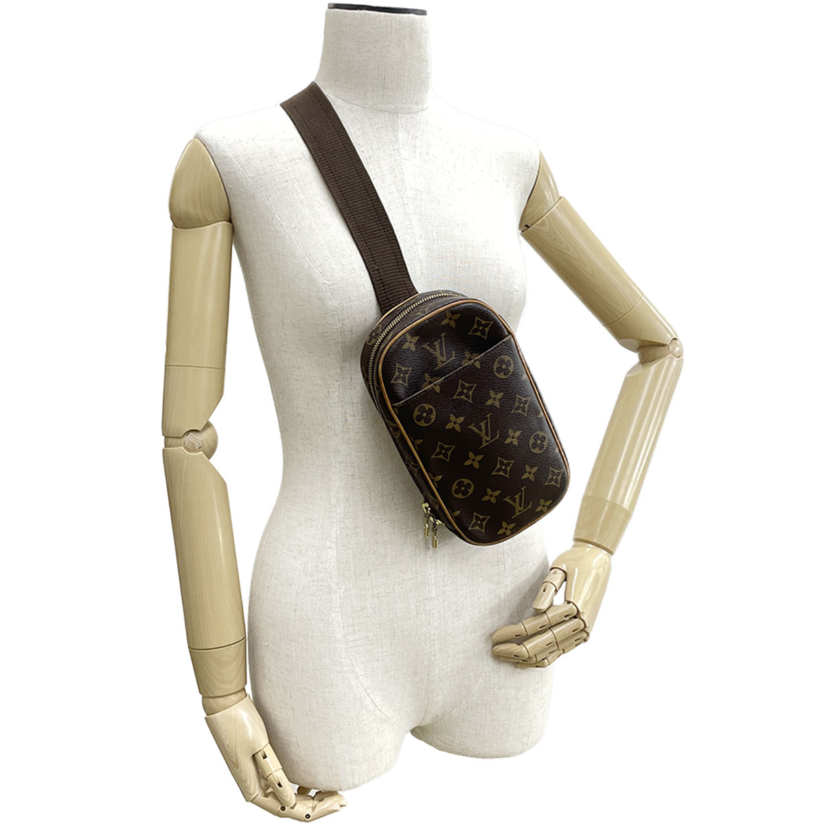 Louis Vuitton Monogram Pochette Gange Leather Fabric Brown Cross